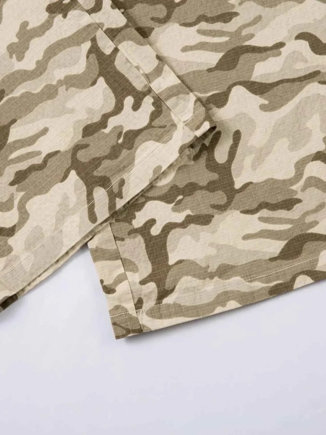 Men's Wide Leg Camo Print Cargo Pants