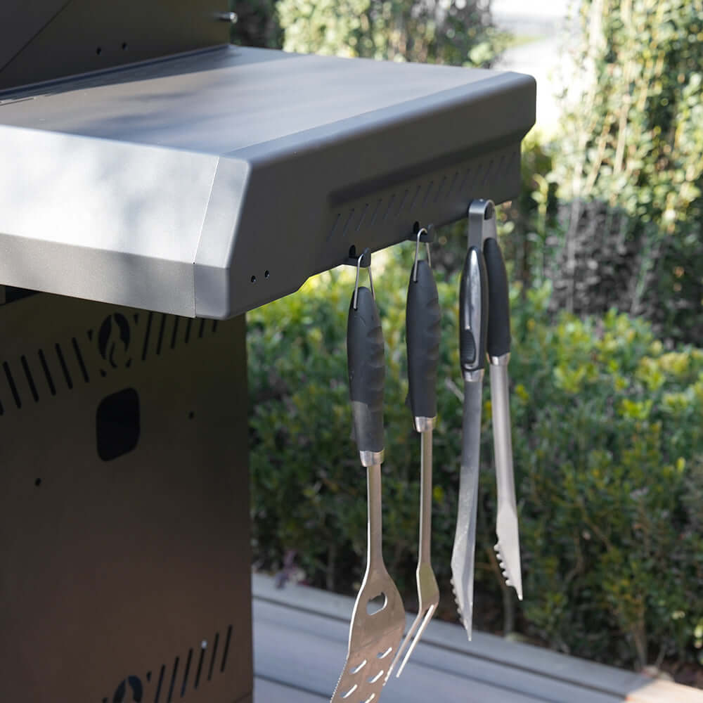 Eminence 425 | Iconic Fortified Propane Gas Grill